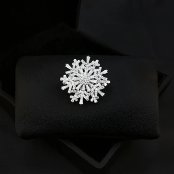 יוקרה מסתובב פתית שלג נוי פרחים יצירתי סיכות נשים החליפה מחשוף זר כל-התאמת בגדים אביזר תכשיטים מתנות 3606