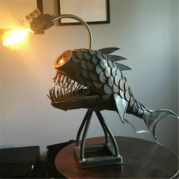 יצירתי דייג דגים מנורת שולחן כריש שולחני USB לילה אור מתכת אמנות פנס שולחן קישוט חדר השינה הביתה מתנה קישוט